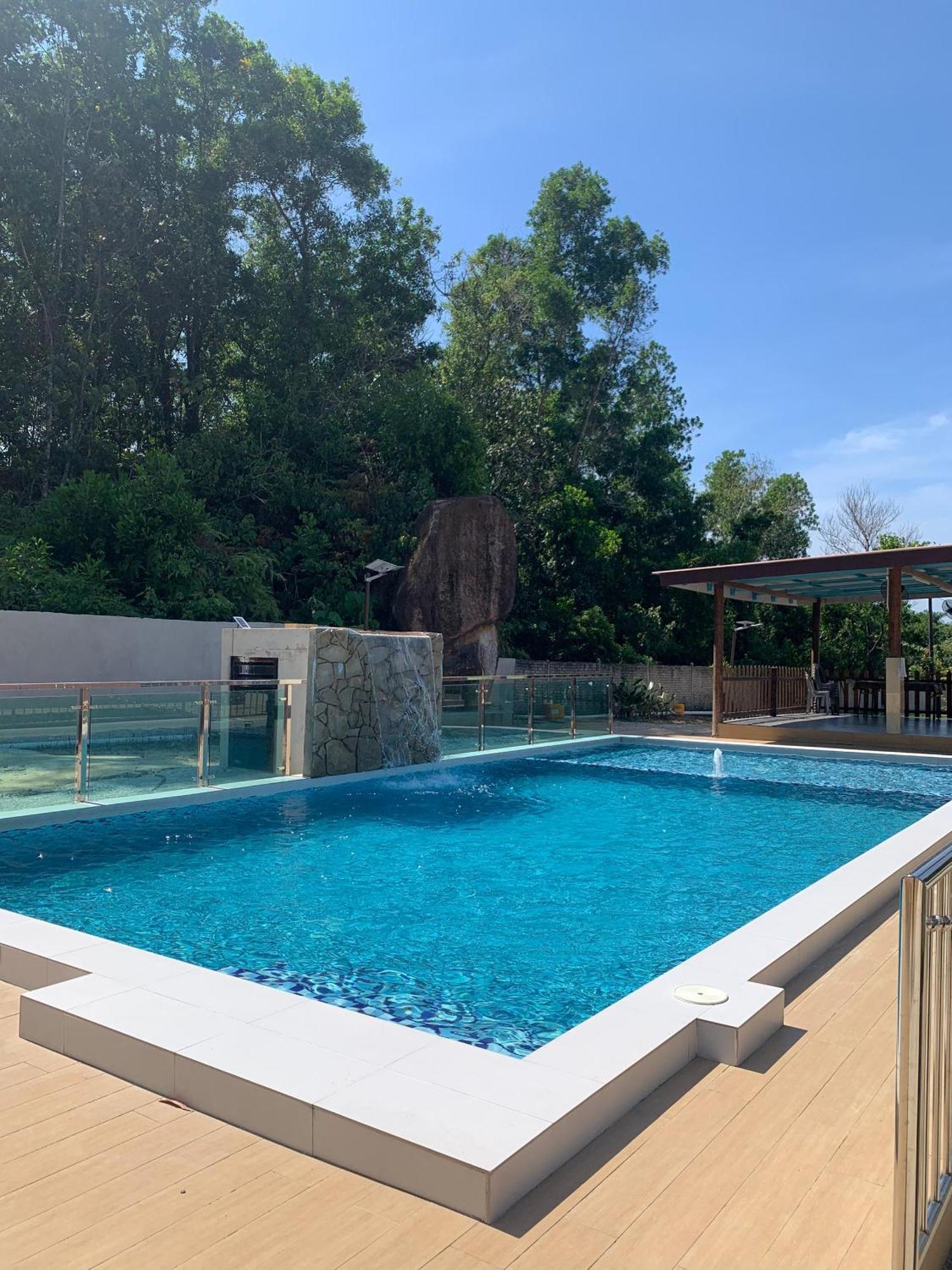 Bb Durio Chalet Kuala Terengganu Ngoại thất bức ảnh